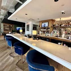 Shires' Rooftop - Bar area (South)