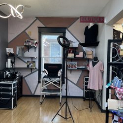The Mane Attraction - Makeup Area