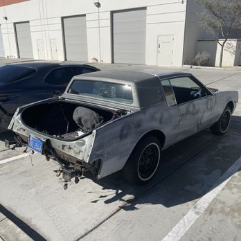 Taff Custom Paint - Body Shops Near Me - Indio, California Taff Custom Paint - Body Shops Near Me - Indio, California