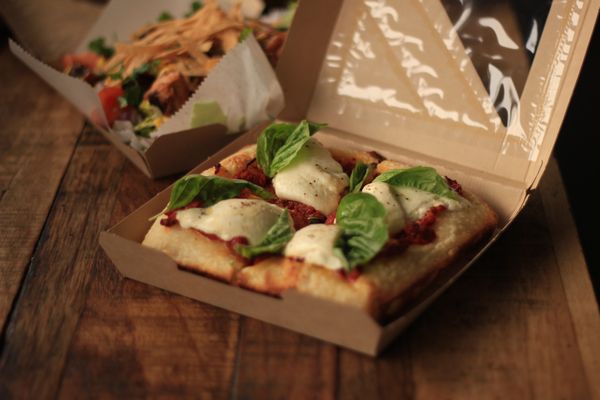 Steel Pan Pizza by null