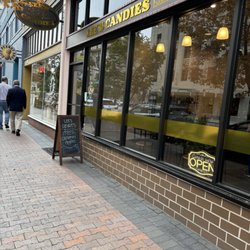 Lee’s Candies