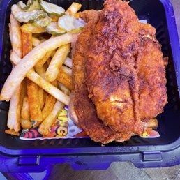 3 Hot Chicken Tenders & Smash Fries