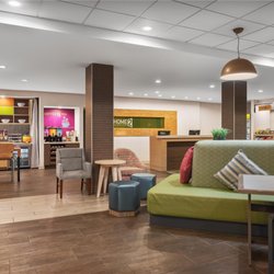 Home2 Suites by Hilton Lake Charles - Lobby
