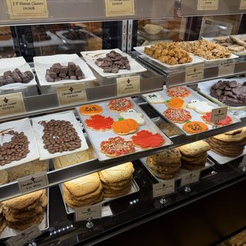 Black Diamond Bakery and Restaurant - Pastries! - Bakeries Near Me - Black Diamond, Washington