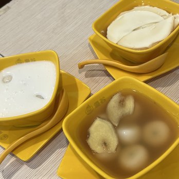 UC Dessert - F03. UC Tofu Pudding C12. Mochi Rice Ball with Almond Paste C11. 6 Pieces Ginger Mochi Rice Ball - Desserts Near Me - Oakland, California