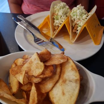 Red Grouper Tavern - Balckened Mahi-Mahi tacos with homemade chips - Seafood Near Me - Venice, Florida Red Grouper Tavern - Balckened Mahi-Mahi tacos with homemade chips - Seafood Near Me - Venice, Florida