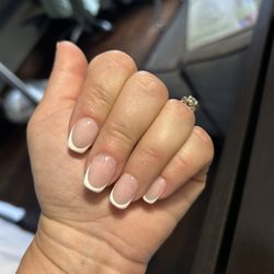 La Bella Nail Salon