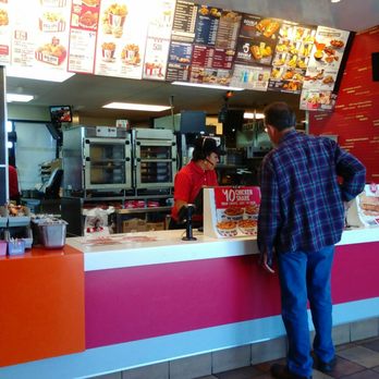 KFC - Fast Food Near Me - Coalinga, California