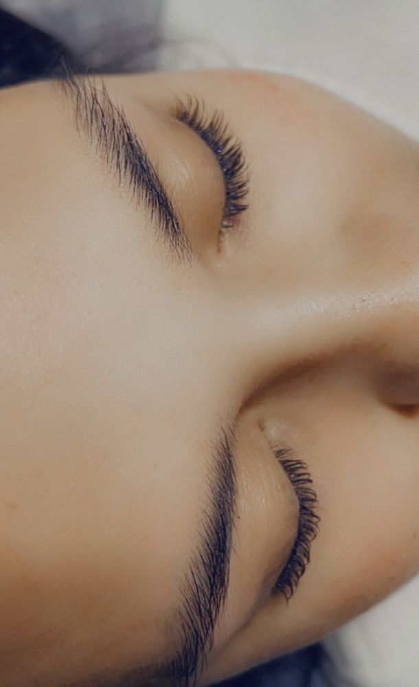 Lashes By Marlen Logo