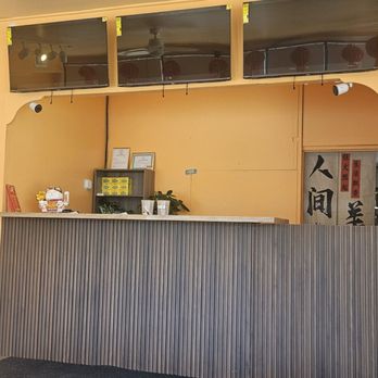 Wok & Bowl - Interior - Chinese Near Me - Broadview, Illinois Wok & Bowl - Interior - Chinese Near Me - Broadview, Illinois