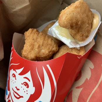 Wendy's - Looked good until you bite the cold nugget - Fast Food Near Me - Richmond, California Wendy's - Looked good until you bite the cold nugget - Fast Food Near Me - Richmond, California