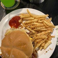 Buzz's Bar & Bowl