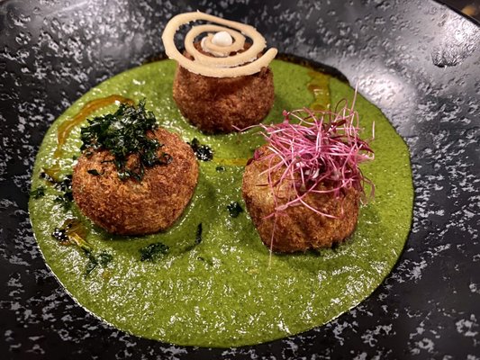 Mint Progressive Indian by null