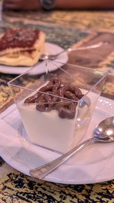 Pompi by null
