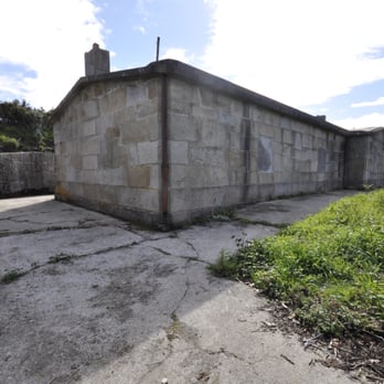 Batería de Fuenteseca - Landmarks & Historical Buildings Near Me - Ares, C