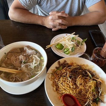 Pho Gia Long - 17. House Special Combo Pho and 50. Beef Chowmein - Vietnamese Near Me - Orange, California Pho Gia Long - 17. House Special Combo Pho and 50. Beef Chowmein - Vietnamese Near Me - Orange, California