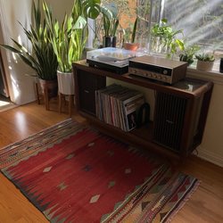 John Ahmad Rugs & Art