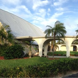 Oasis Naples Church - Church campus