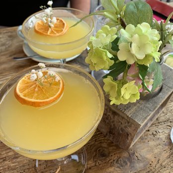 Alpenrose Vail - Mimosas! - German Near Me - Vail, Colorado