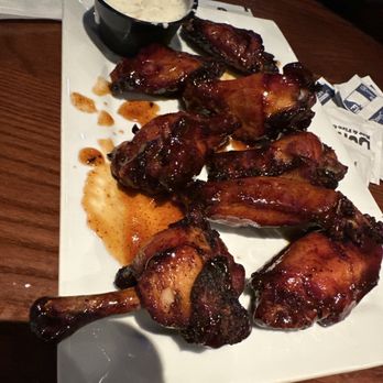 Smokey Bones Woodbridge - Sweet BBQ Glaze wings - Barbeque Near Me - Woodbridge, Virginia Smokey Bones Woodbridge - Sweet BBQ Glaze wings - Barbeque Near Me - Woodbridge, Virginia