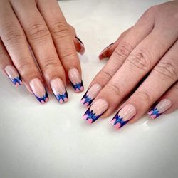 Sugar Polish Nail Bar - Beautiful