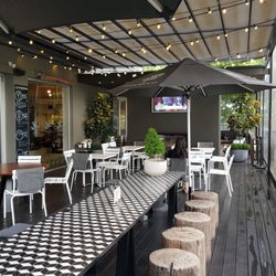 5 Rooms at the Stirling Hotel - Just one of the outdoor areas