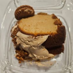 V’zz Hookahs Inc. - Cookie Butter Pound Cake