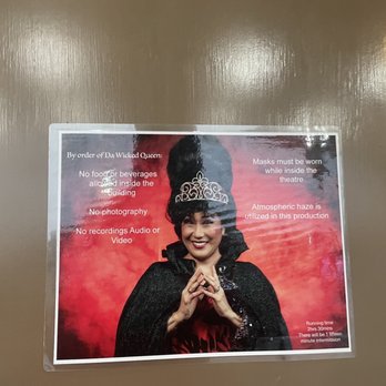 Manoa Valley Theatre - The Queen - Performing Arts Near Me - Honolulu, Hawaii