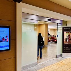 American Airlines Admirals Club - MCO