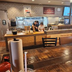 City Barbeque - Waiting for the order with Arnold Palmer