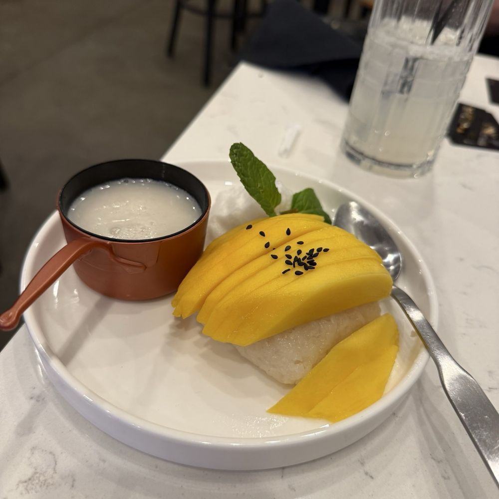 Aloy Modern Thai - Thai Near Me - Denver, Colorado