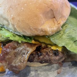 Tanner's Bar & Grill - Omaha