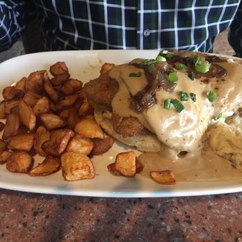 Another Broken Egg Cafe - Country Fried Steak - Cafes Near Me - Lake Mary, Florida