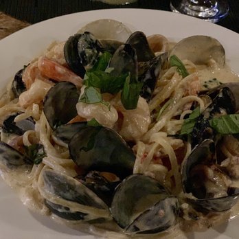 Cucina 25 - Linguine Alfredo with Seafood - Italian Near Me - Riverhead, New York Cucina 25 - Linguine Alfredo with Seafood - Italian Near Me - Riverhead, New York