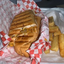 Pepito samich with fried cassava Pepito samich with fried cassava