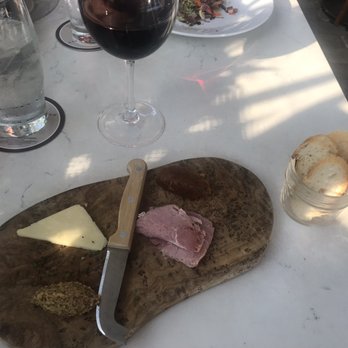 Coles 735 Main - New American Near Me - Lexington, Kentucky Coles 735 Main - New American Near Me - Lexington, Kentucky