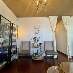 LC Spa - Waiting area/lobby - Beautiful decor