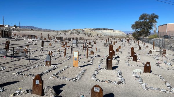 Old Tonopah Cemetery (1901) by null