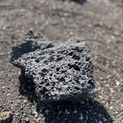 Sunset Crater Volcano National Monument - Molten rock up close