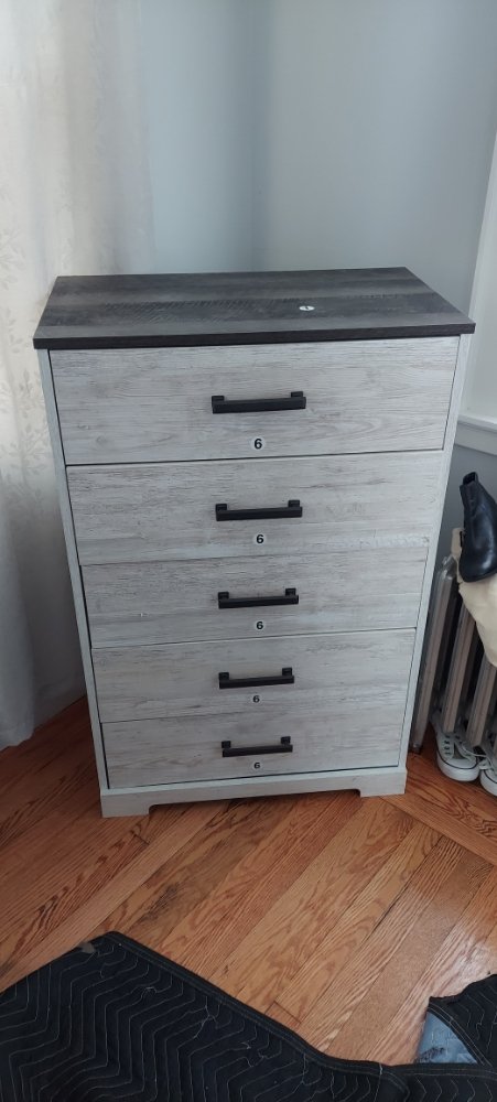 Slide of Hessi's Handy Services