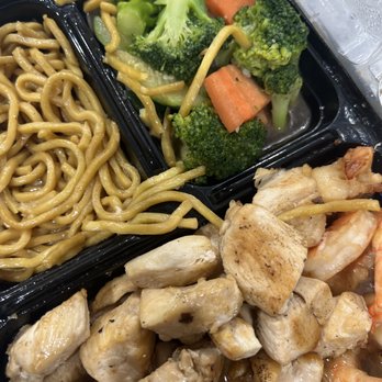 Wu’s House - Sushi Bars Near Me - Mokena, Illinois