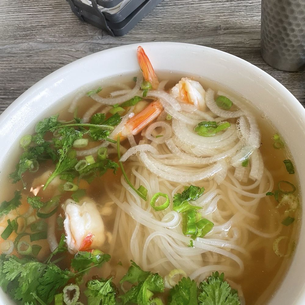 Shrimp pho