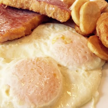 Debb's Place - Breakfast & Brunch Near Me - Barrie, Ontario