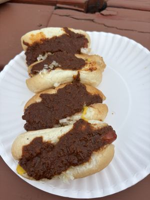 Gus's Hotdogs by null
