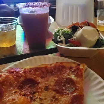 Luigi's Pizzeria - Dinner before the show - Pizza Near Me - Houston, Texas Luigi's Pizzeria - Dinner before the show - Pizza Near Me - Houston, Texas