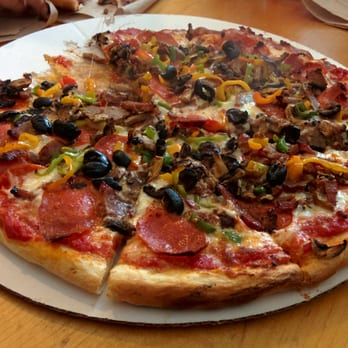 Miguel's Pizza - Pizza - Pizza Near Me - Slade, Kentucky