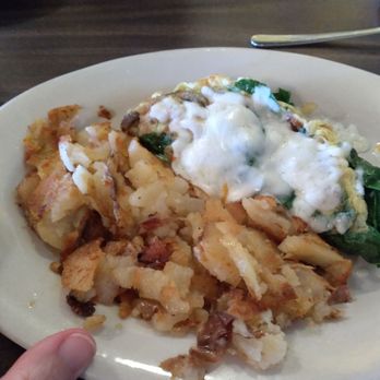 Farmhouse Restaurant - Spinach sausage omelet, country potatoes - American Near Me - Benson, Arizona Farmhouse Restaurant - Spinach sausage omelet, country potatoes - American Near Me - Benson, Arizona