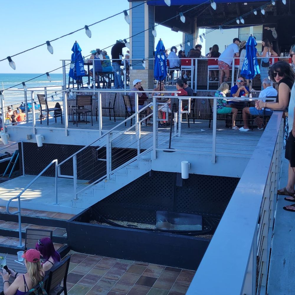 Chase's on the Beach - American Near Me - New Smyrna Beach, Florida