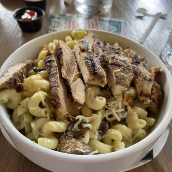 Union - Pesto Alfredo with chicken added - Diners Near Me - Fort Collins, Colorado Union - Pesto Alfredo with chicken added - Diners Near Me - Fort Collins, Colorado