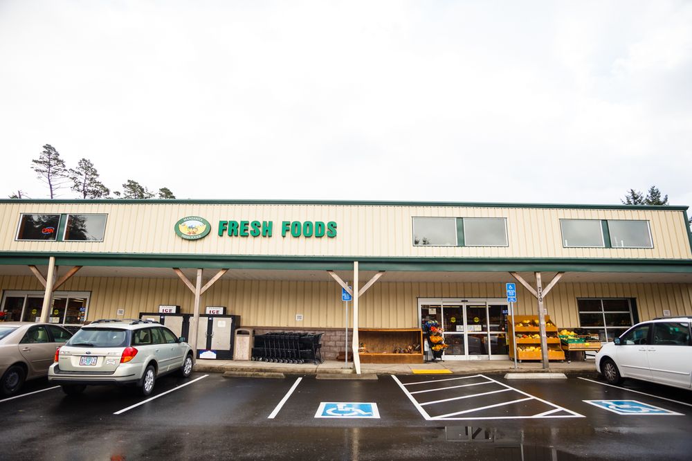 Manzanita Fresh Foods Logo